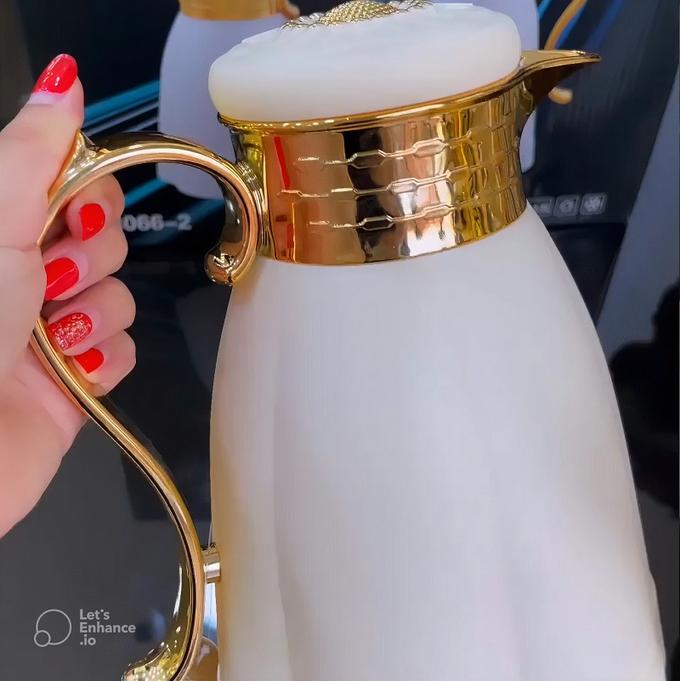 2 Prestige trays + 2 large thermoses + 12 marble glasses